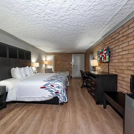 Red Roof Inn Монро Экстерьер фото