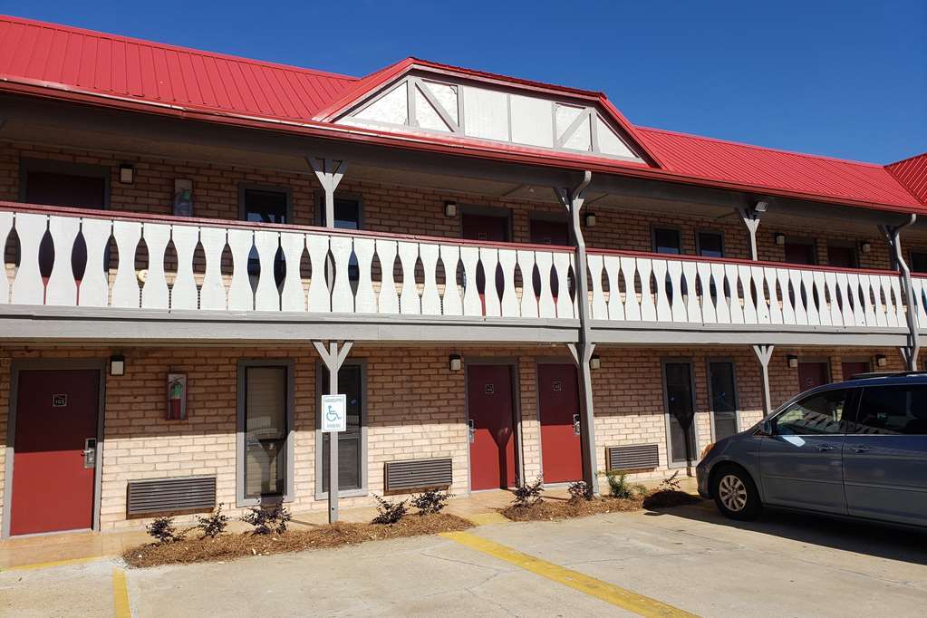 Red Roof Inn Монро Экстерьер фото